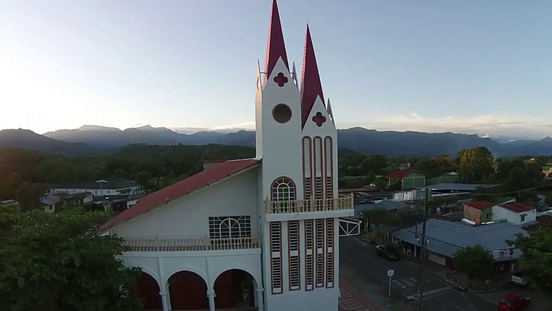 genesis travel, turismo, pasadias, transporte en ibagué, colombia