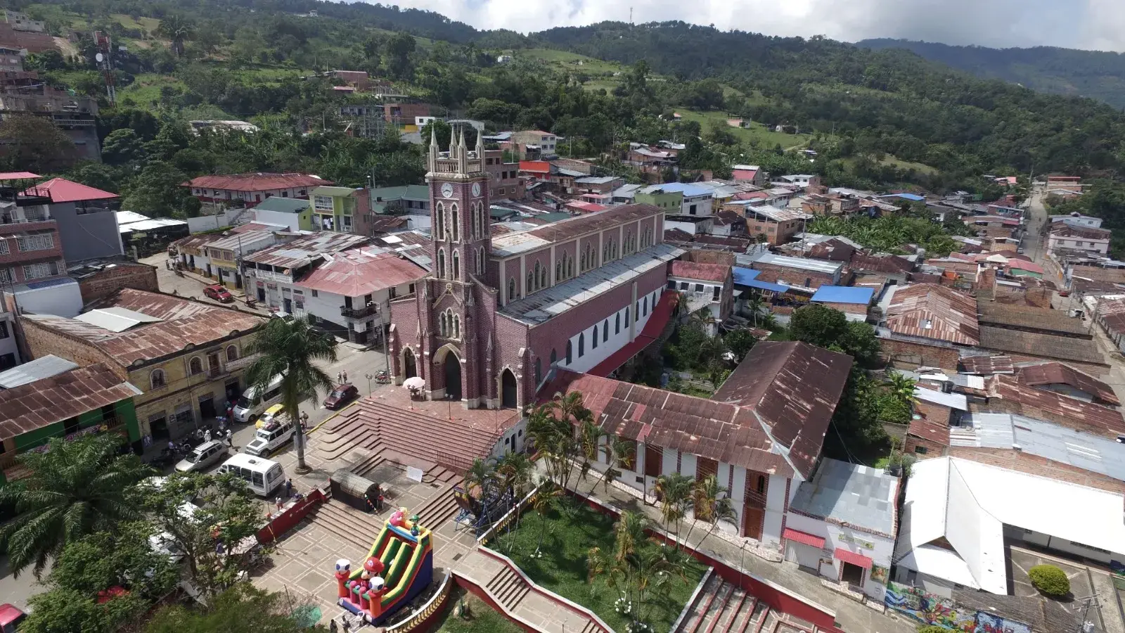 genesis travel, turismo, pasadias, transporte en ibagué, colombia