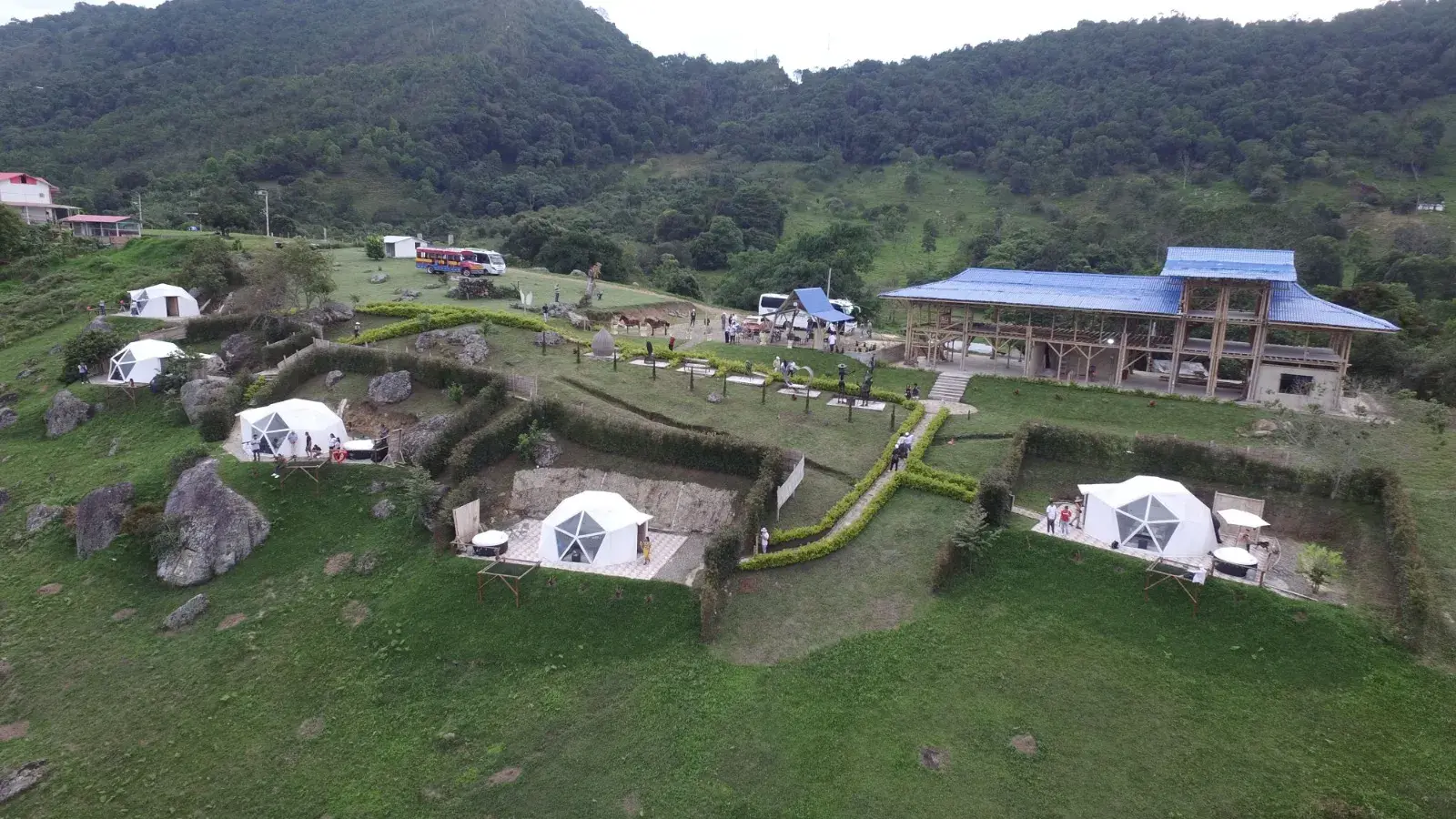 genesis travel, turismo, pasadias, transporte en ibagué, colombia